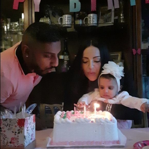 Meet your Posher, Kristin - Picture 8 of 8